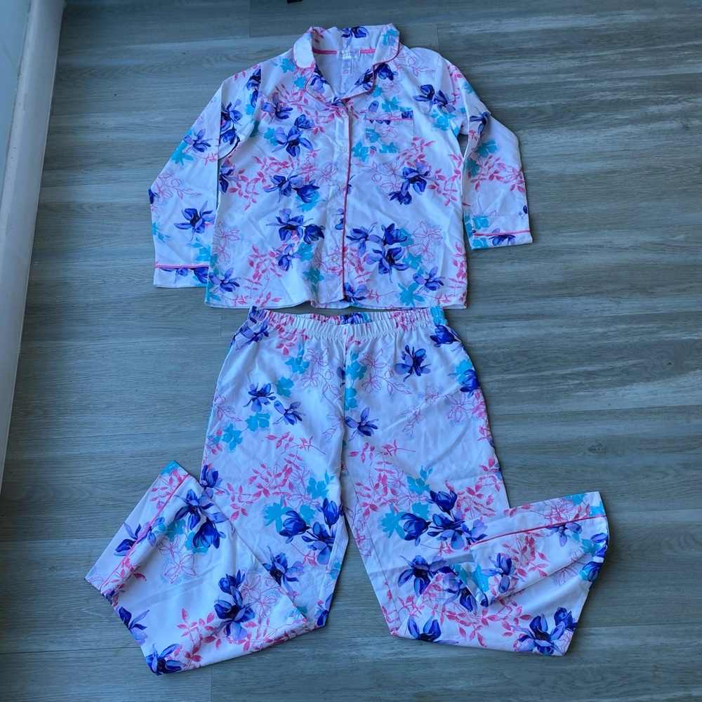 Floral ladied Pajamas Set - Blue and Pink
